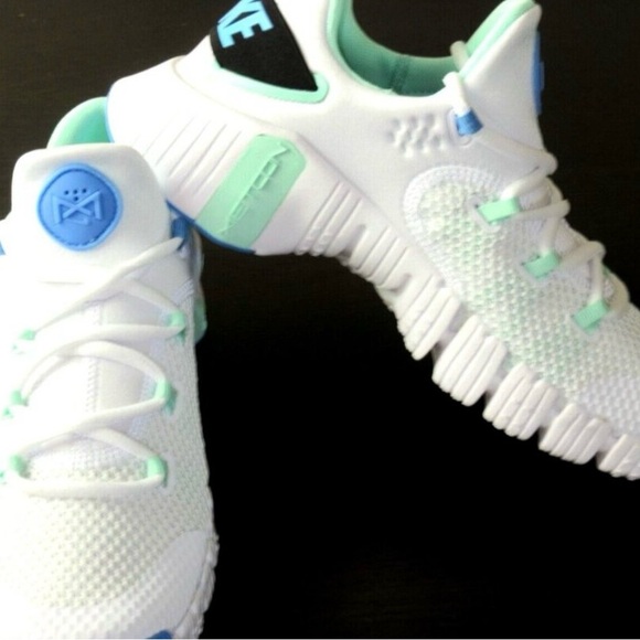 Women’s Nike Free Metcon 4 NIB - Picture 3 of 5